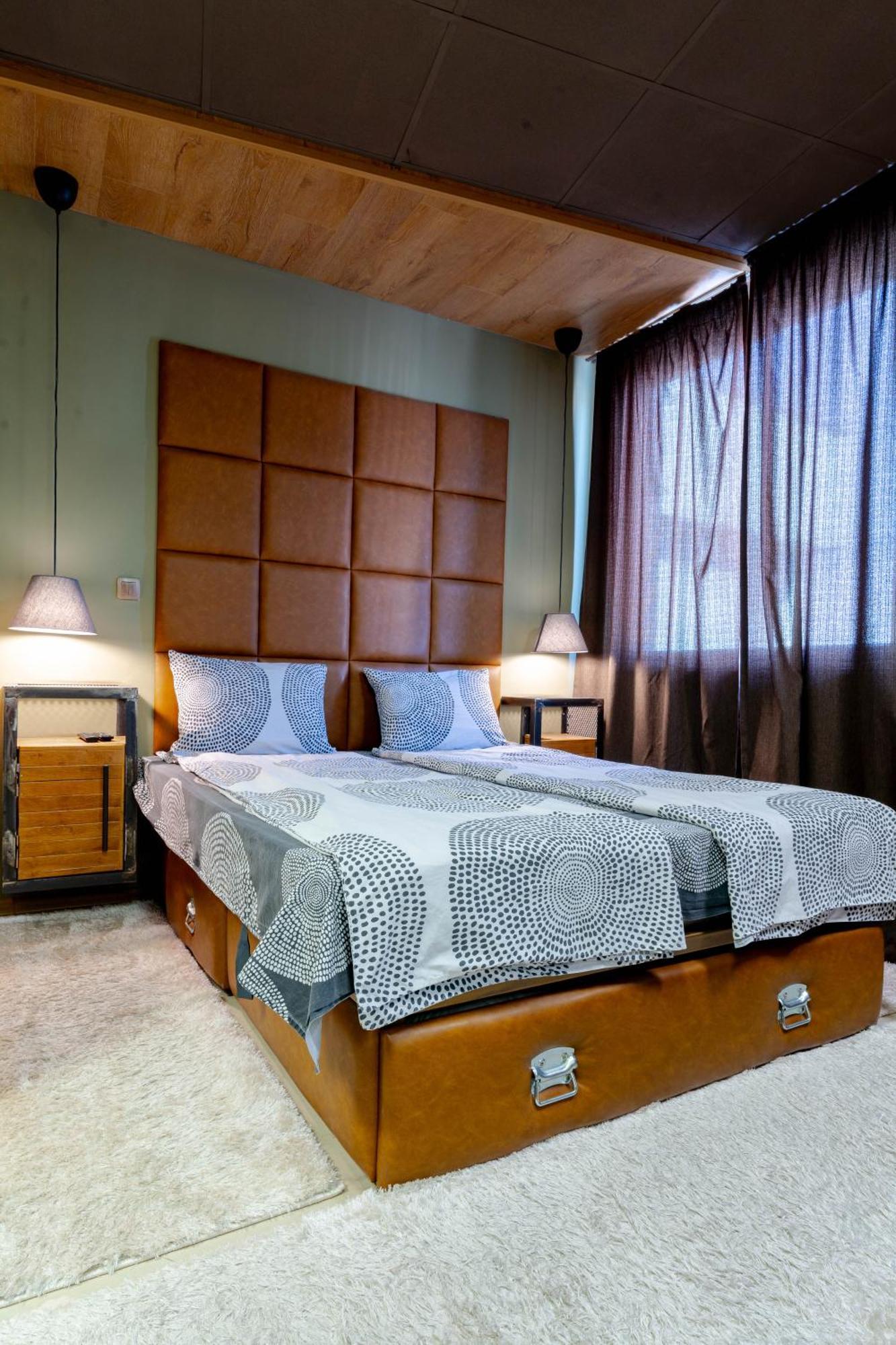 Studio77 Veliko Tarnovo